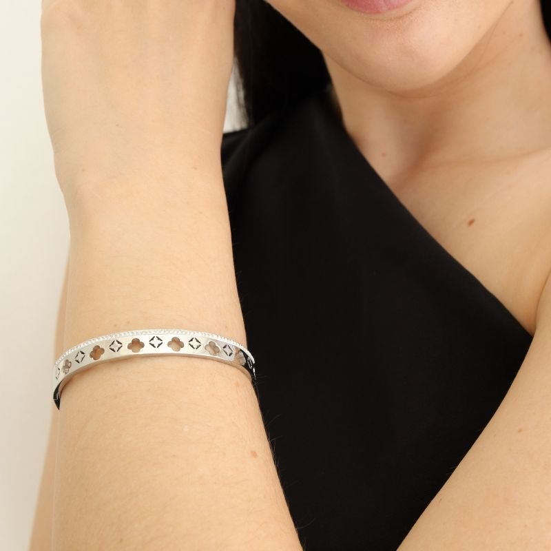 Bracelete Trevo Delicado em Aço Inox (Linha Premium)