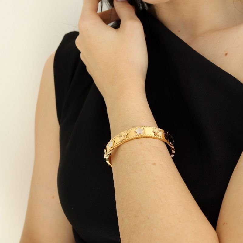 Bracelete Inspiração Van Cleef Branco em Aço Inox (Linha Premium)