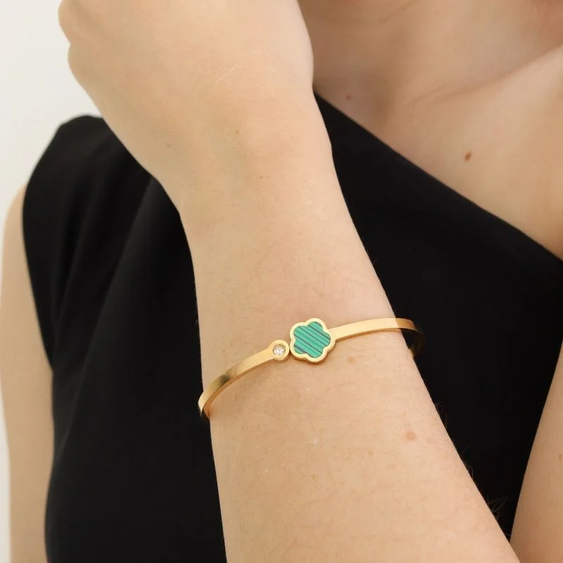 Bracelete Inspiração Van Cleef Minimalista Trevo Verde em Aço Inox (Linha Premium)
