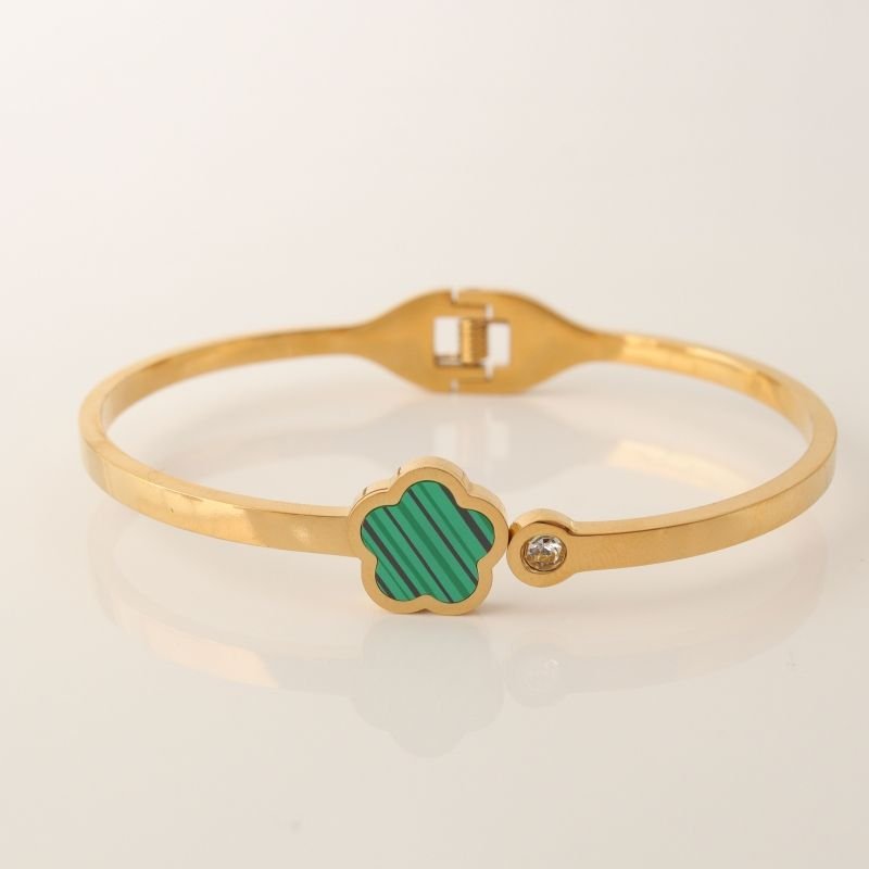 Bracelete Inspiração Van Cleef Minimalista Trevo Verde em Aço Inox (Linha Premium)