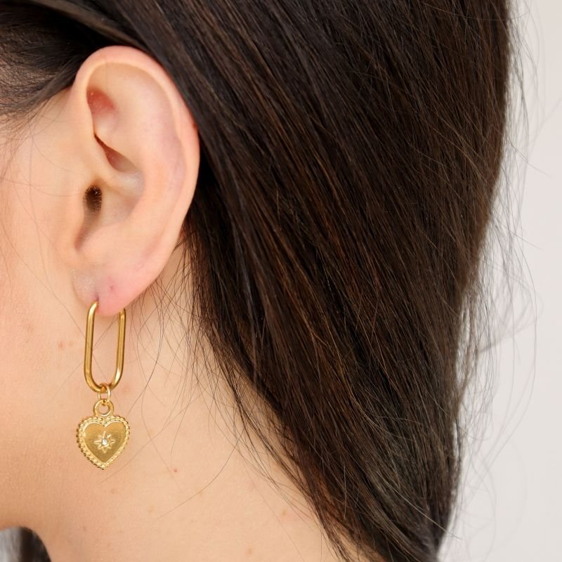 Brinco Argola com Coração em Aço Inox