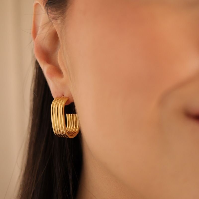 Brinco Argola Minimalista Moderna em Aço Inox