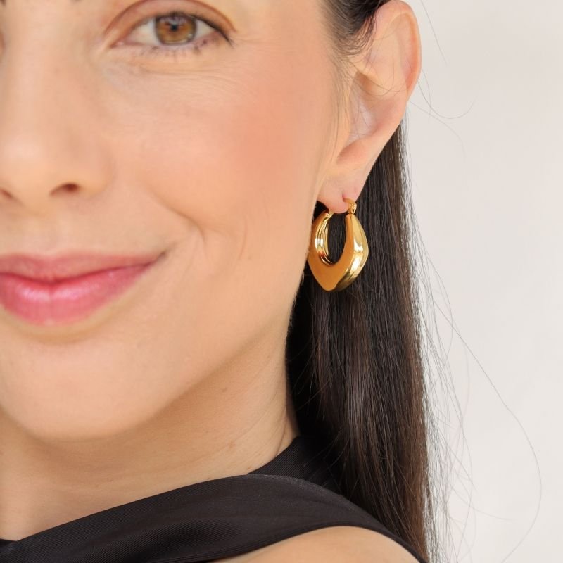 Brinco Argola Orgânica Click Moderna em Aço Inox