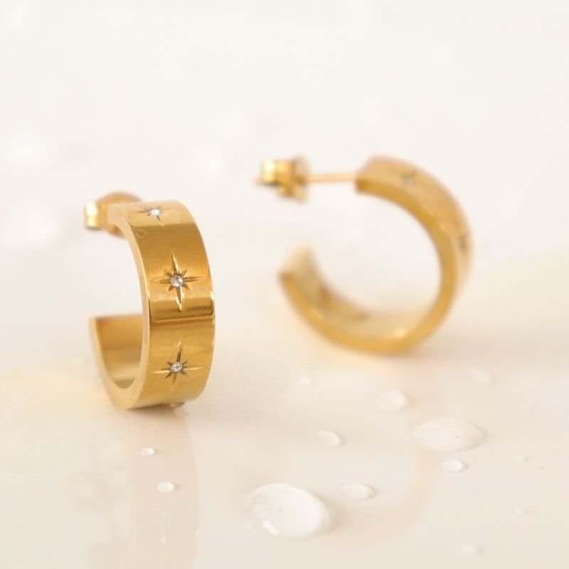Brinco Argolinha com Estrela em Aço Inox