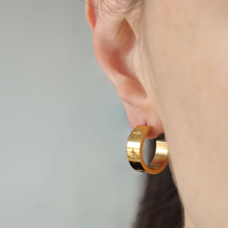 Brinco Argolinha com Estrela em Aço Inox