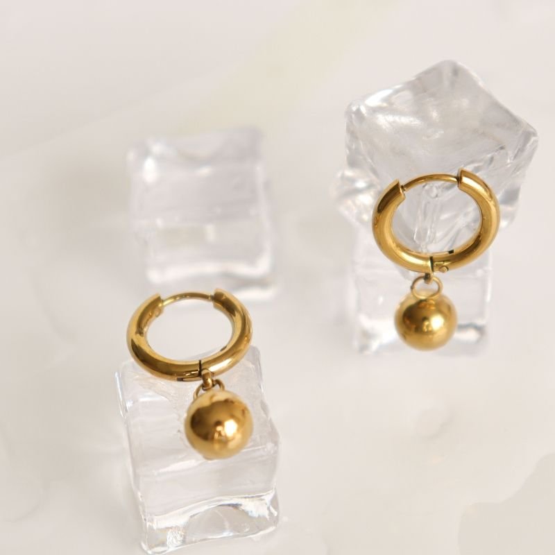 Brinco Argolinha Delicada em Aço Inox