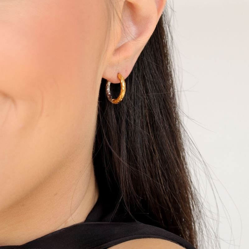 Brinco Argolinha Dois Banhos em Aço Inox Amassada