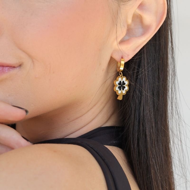 Brinco Argolinha Trevo em Aço Inox (Linha Premium)