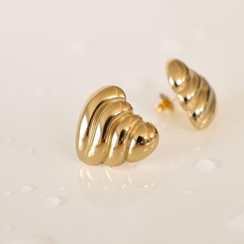 Brinco Coração Moderno com Texturas em Aço Inox