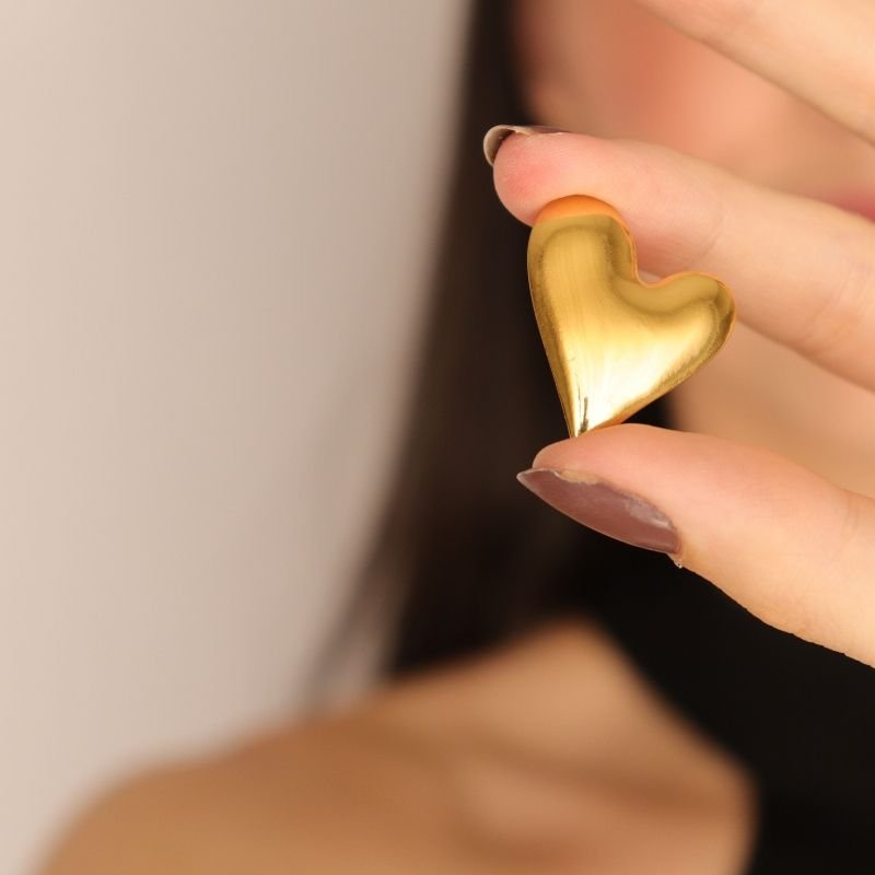 Brinco Coração Moderno em Aço Inox