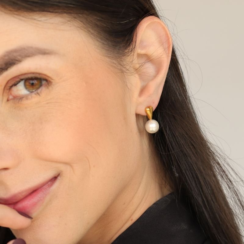 Brinco Coração Pérola em Aço Inox