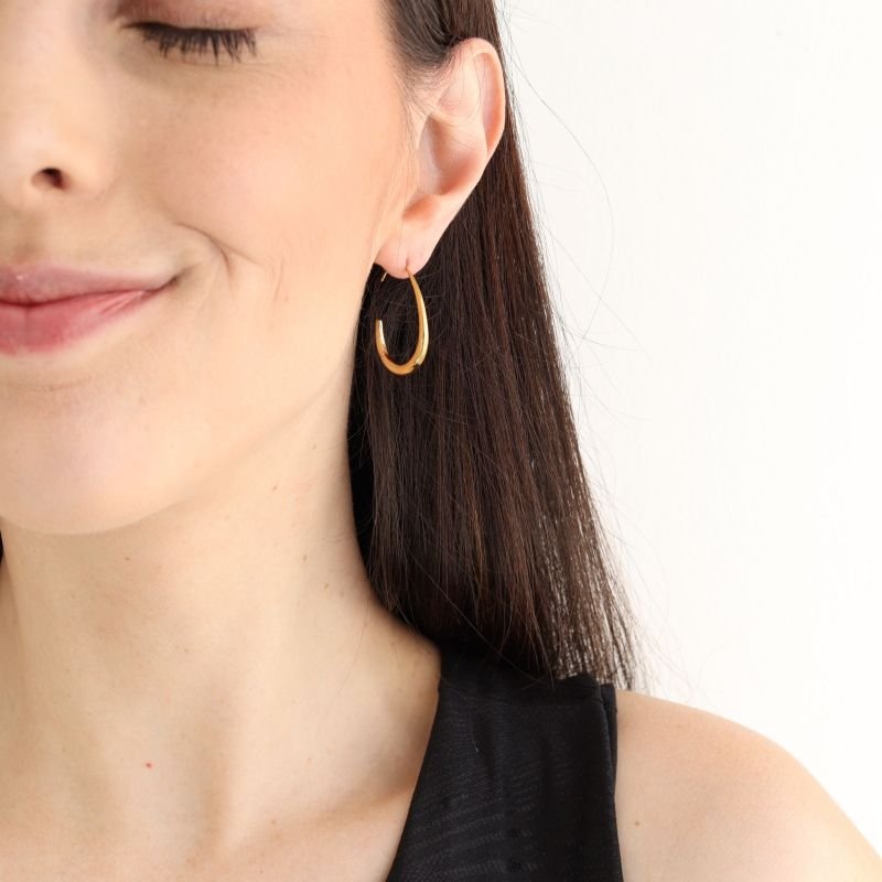 Brinco Encaixe Minimalista em Aço Inox