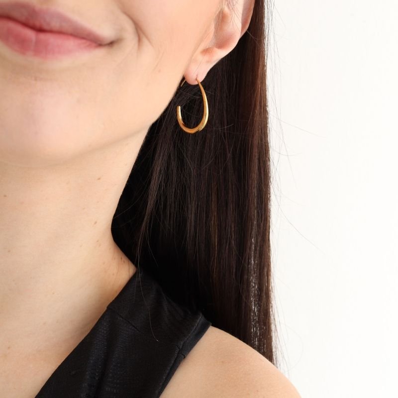 Brinco Encaixe Minimalista em Aço Inox