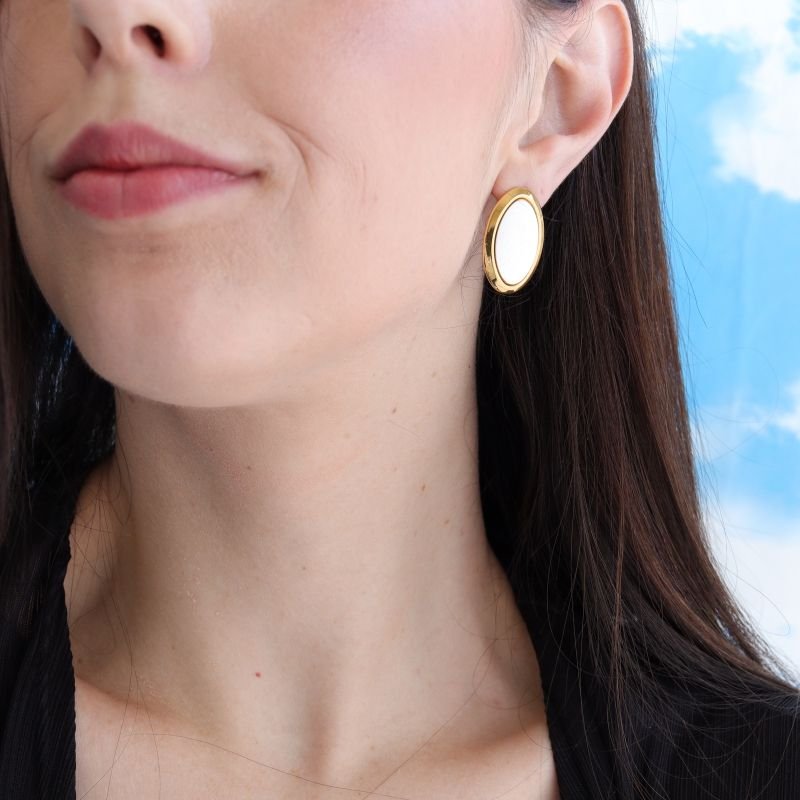 Brinco Esfera com Detalhe em Aço Inox (Linha Premium)