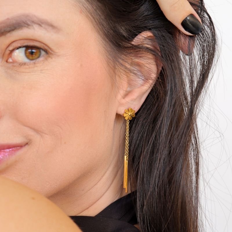 Brinco Flor com Corrente em Aço Inox