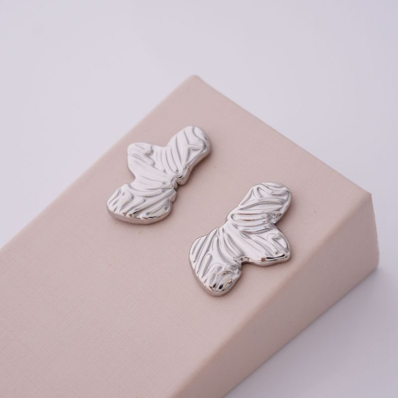 Brinco Bloom Essence em Aço Inox