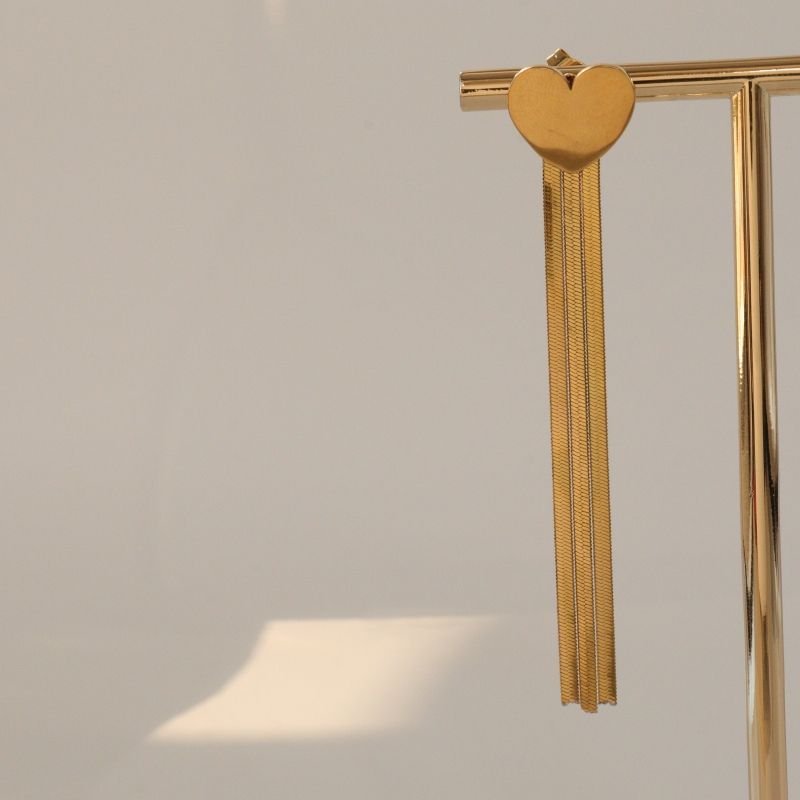 Brinco Franja Laminado Coração em Aço Inox (Linha Premium)