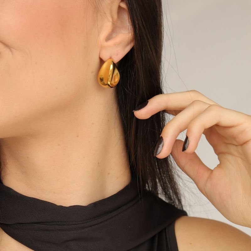 Brinco Gota com Detalhe em Aço Inox (Linha Premium) Peso 8g