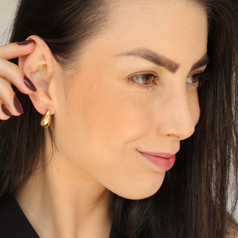 Brinco Gota Moderno com furo embaixo em Aço Inox