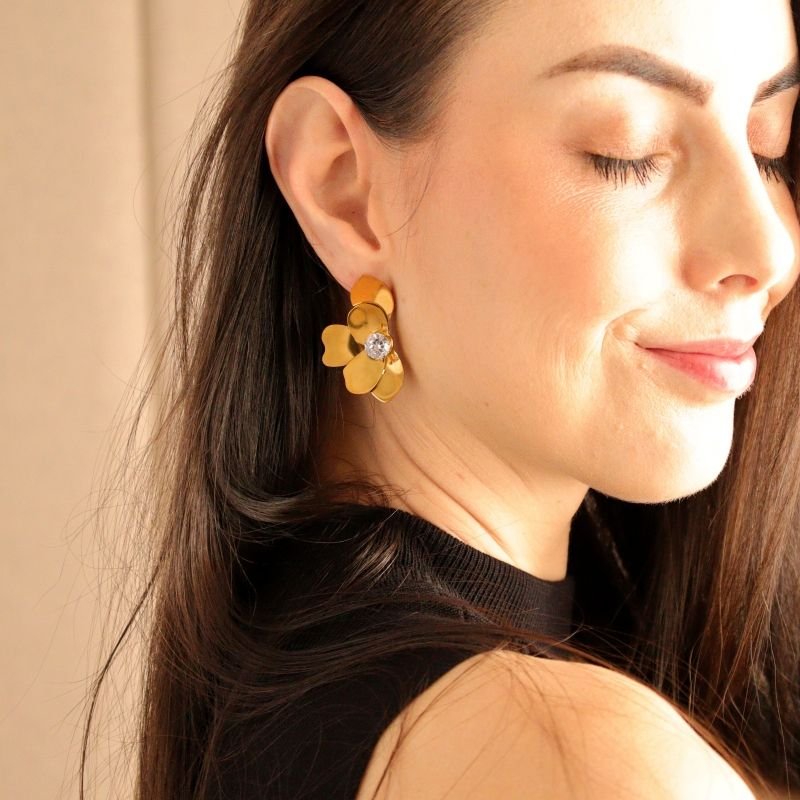 Brinco Meia Flor Moderno em Aço Inox (Linha Premium)