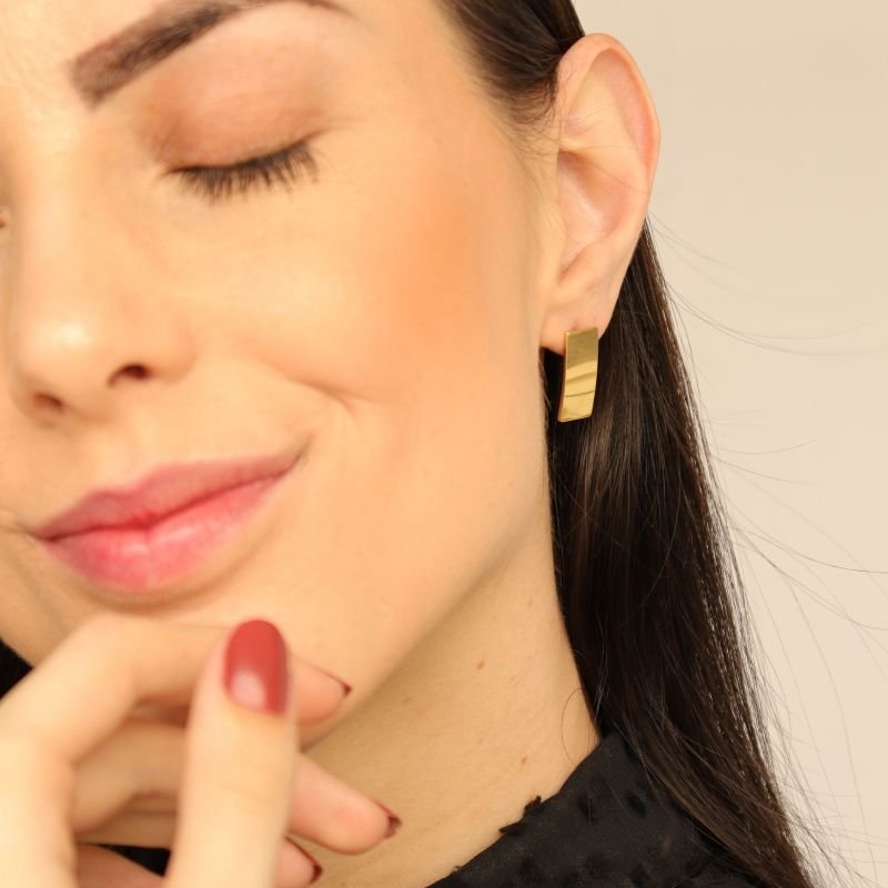 Brinco Minimalista em Aço Inox