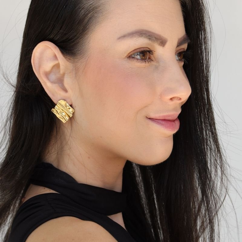 Brinco Moderno Orgânico em Aço Inox