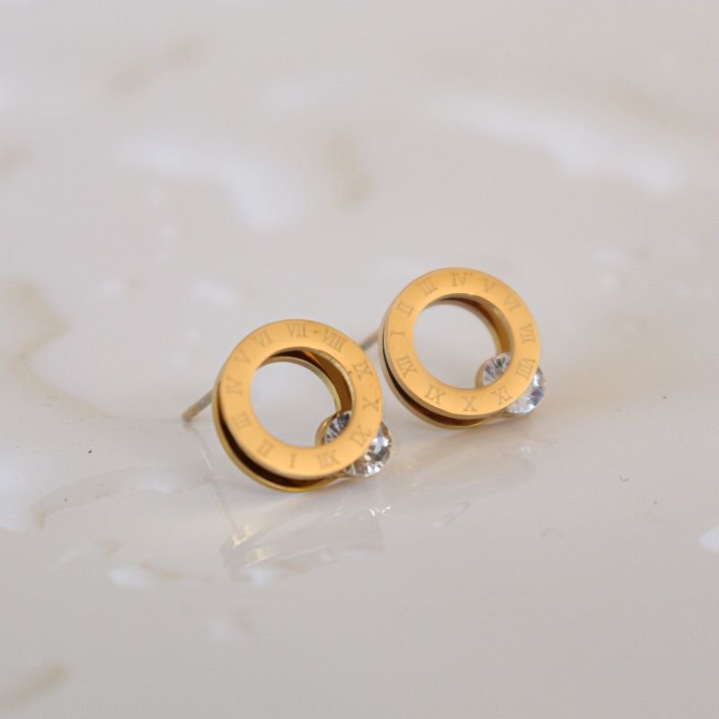 Brinco Números Romanos Delicado em Aço Inox