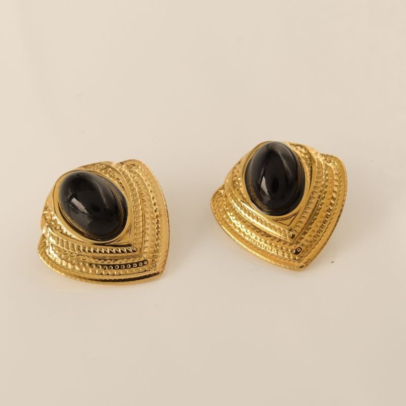 Brinco Pedra com Detalhes em Aço Inox (Linha Premium)