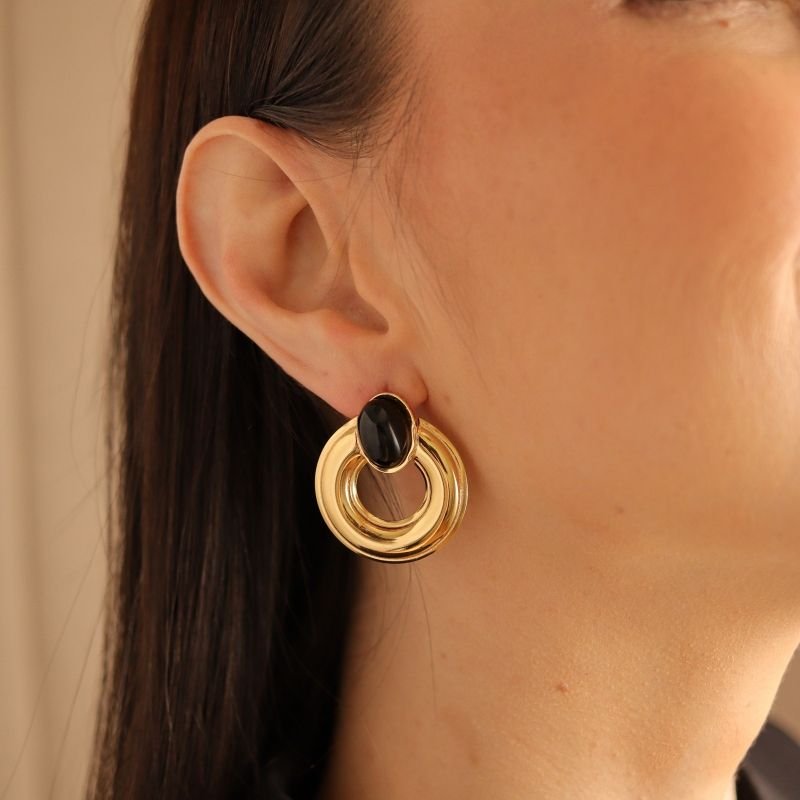 Brinco Pedra com Detalhes em Aço Inox (Linha Premium)