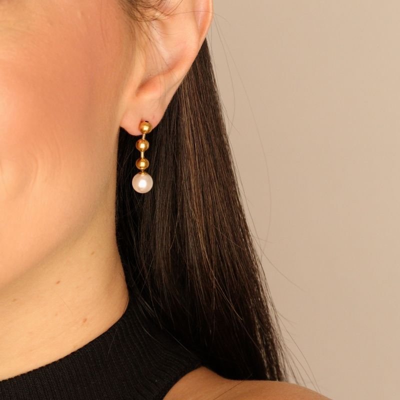 Brinco Pérola Delicado em Aço Inox