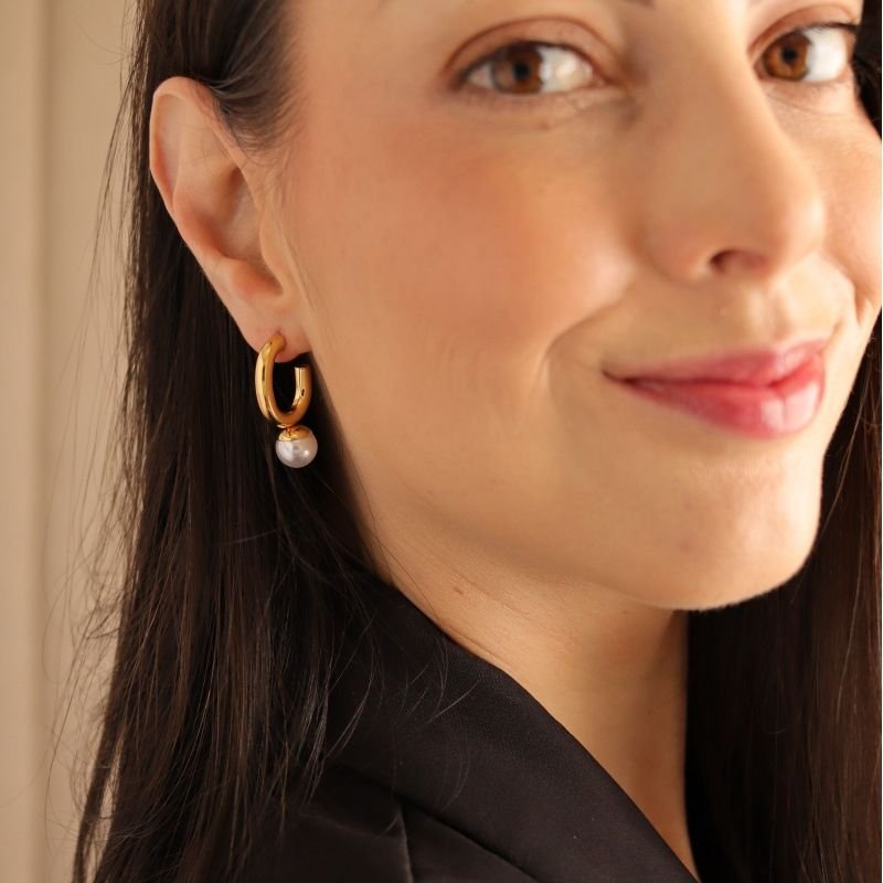 Brinco Pérola Delicado em Aço Inox