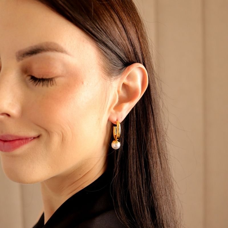 Brinco Pérola Delicado em Aço Inox