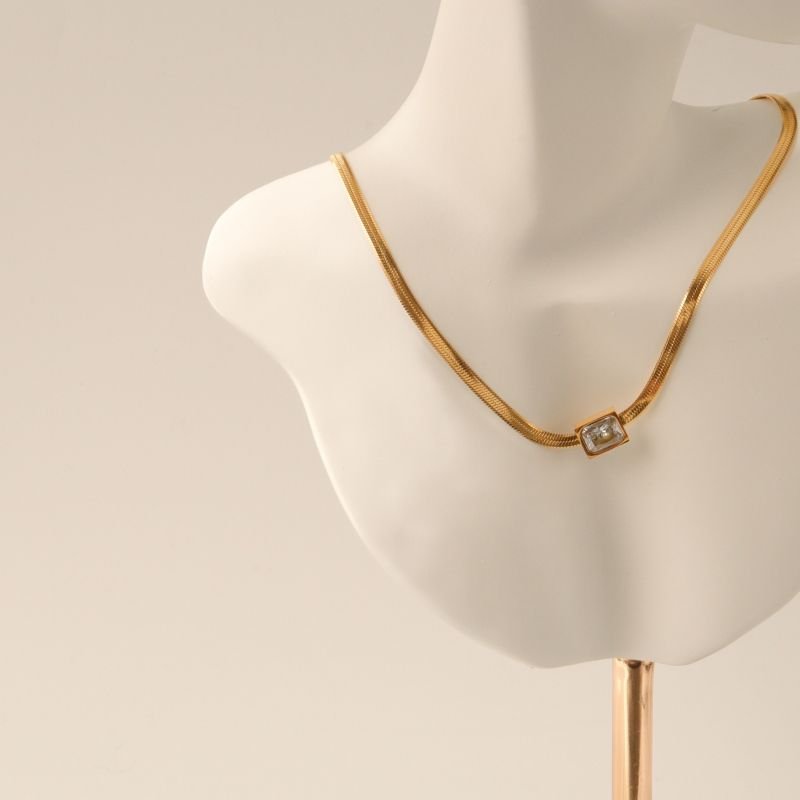 Choker com Pedrinha em Aço Inox (Linha Premium)
