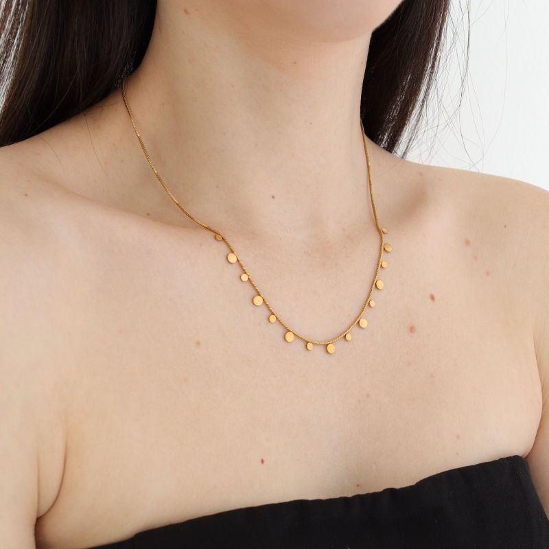 Choker Delicada Medalhas em Aço Inox (Linha Premium)