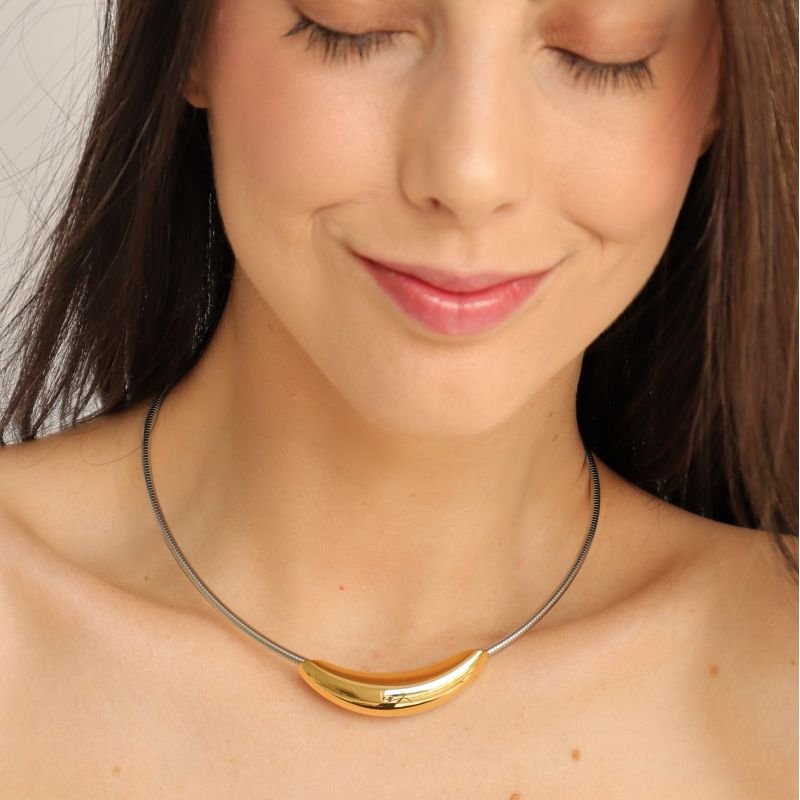 Choker Minimalista com Detalhe Fecho Imã em Aço Inox (Linha Premium)
