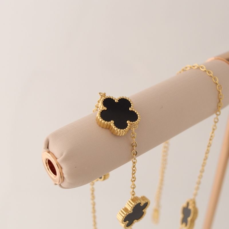 Choker Inspiração Van Cleef Clover Preta em Aço Inox (Linha Premium)