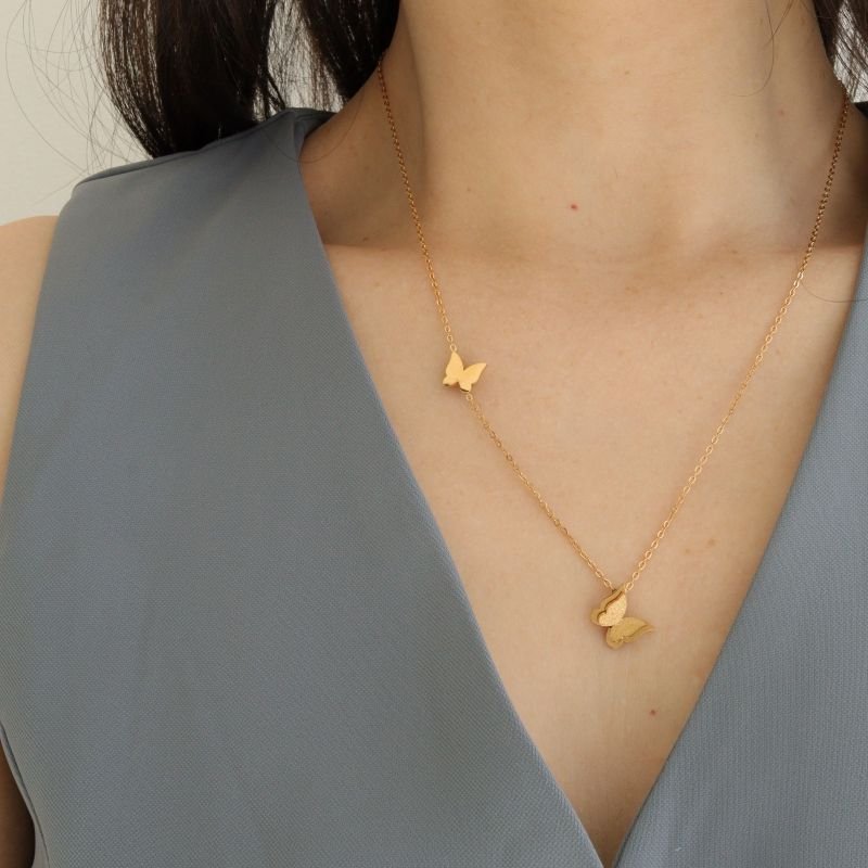 Colar Borboleta Delicado em Aço Inox