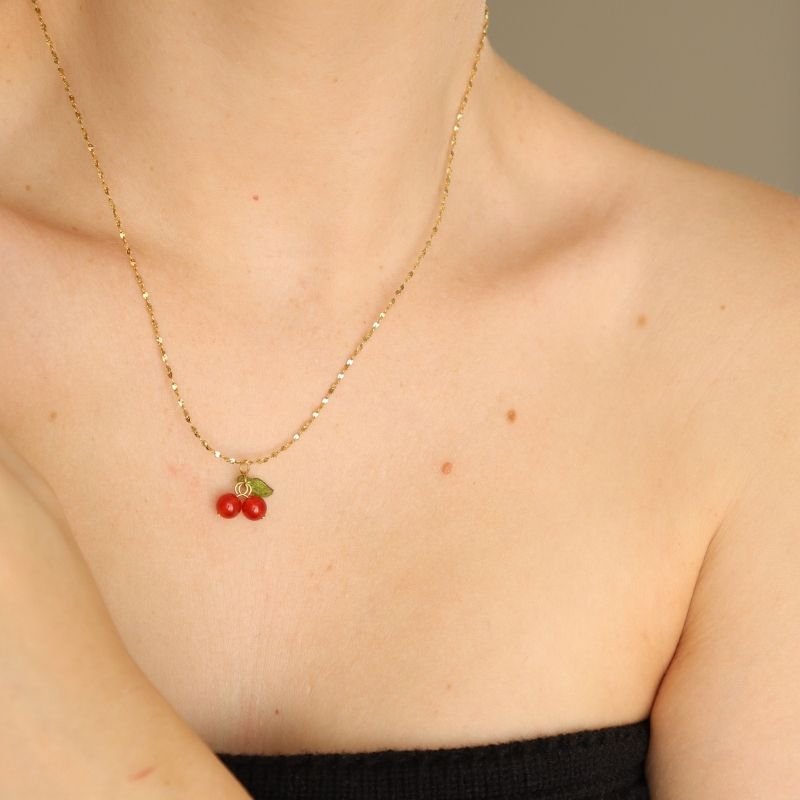 Colar Cereja Delicado em Aço Inox
