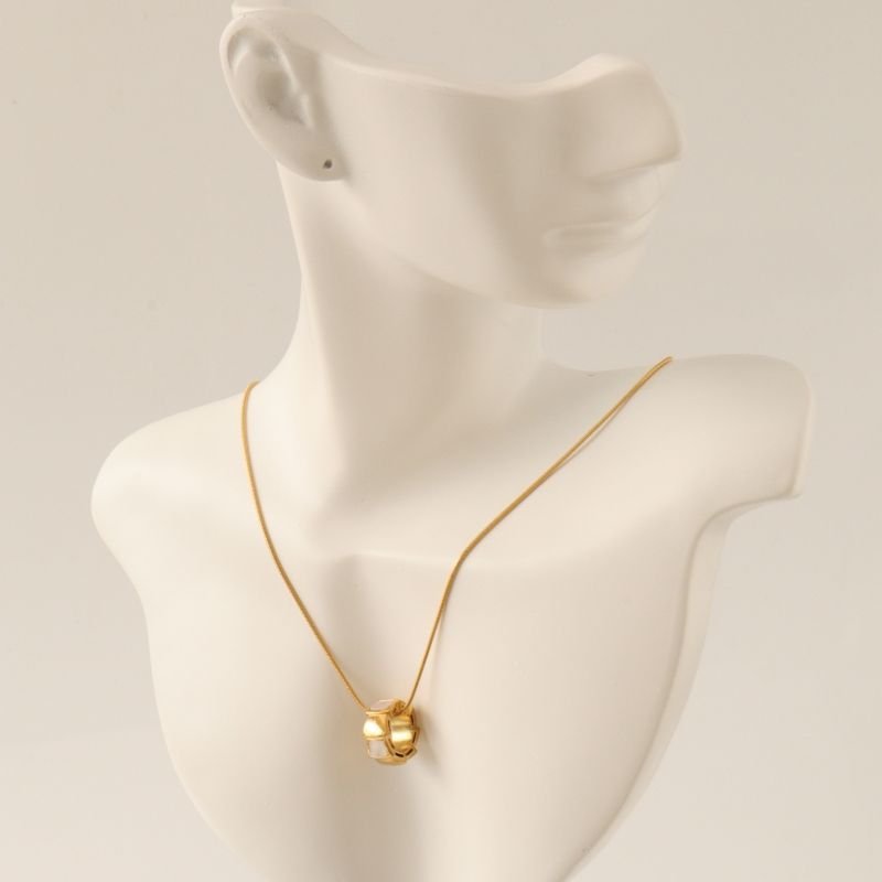 Colar com Pingente Minimalista em Aço Inox Branco