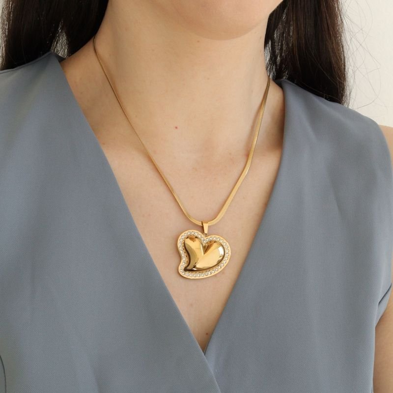 Colar Coração com Cravejado em Aço Inox (Linha Premium)