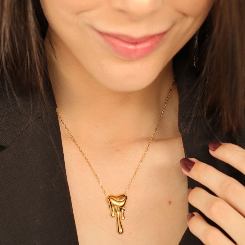 Colar Coração Minimalista em Aço Inox (Linha Premium)