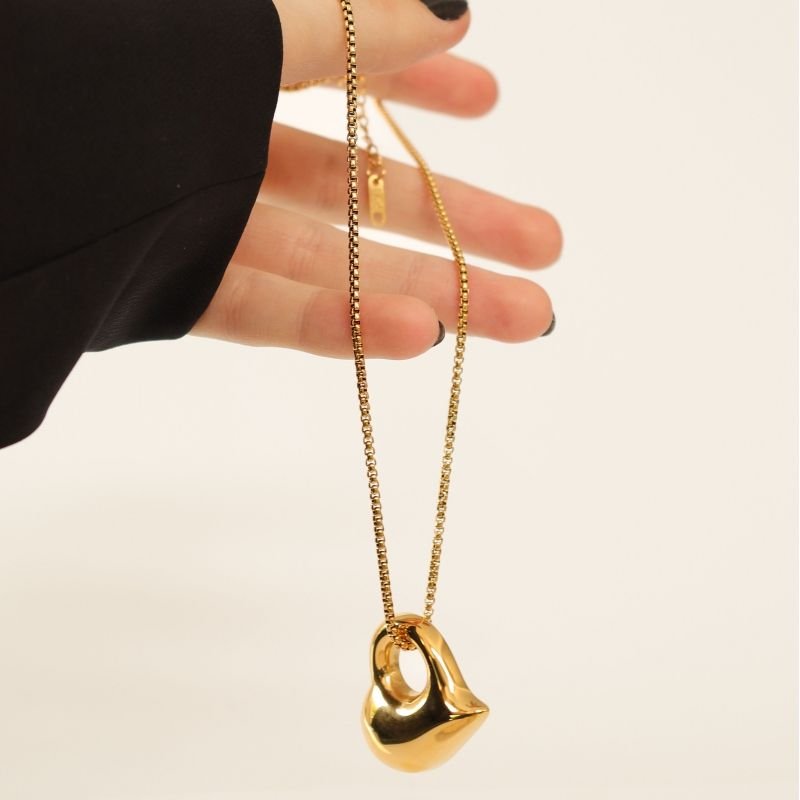 Colar Coração Moderno em Aço Inox (Linha Premium)