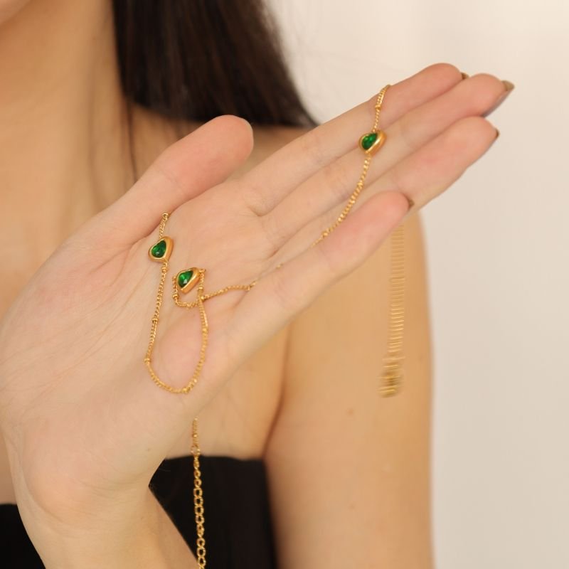 Colar Coração Pedrinhas em Aço Inox (Linha Premium)