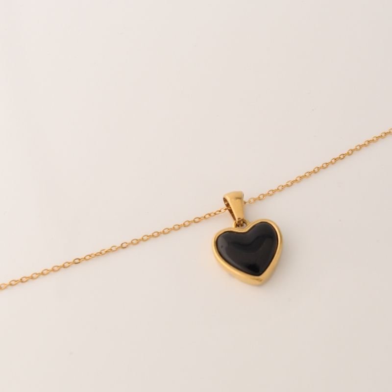 Colar Coração Preto – Corrente Aço Inox e Pingente Metálico (Linha Premium)