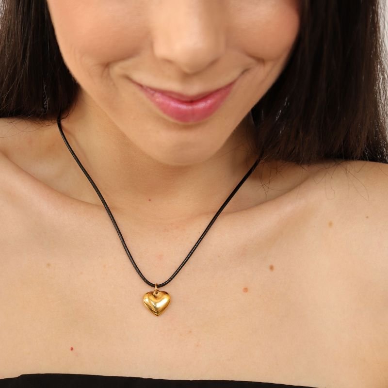 Colar Courino com Pingente Coração em Aço Inox