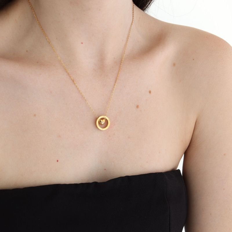 Colar Delicado Coração com Ponto de Luz em Aço Inox