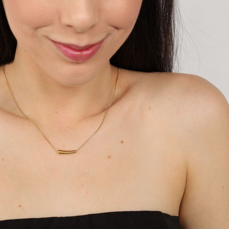 Colar Delicado em Aço Inox