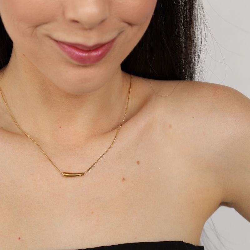 Colar Delicado em Aço Inox