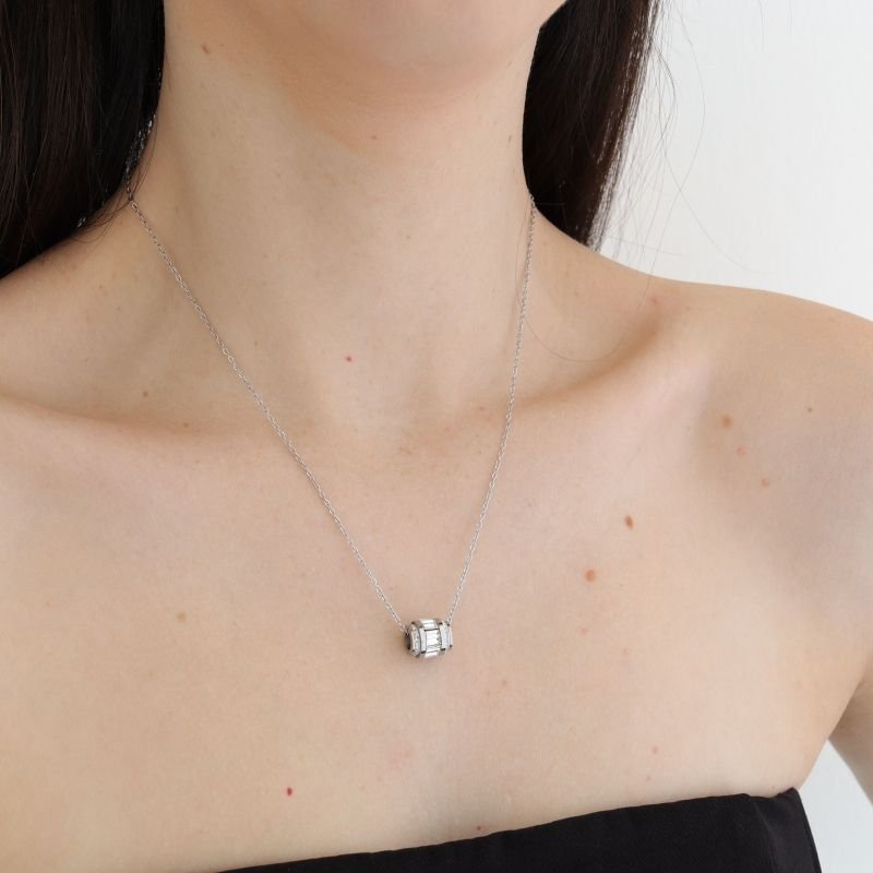 Colar Delicado em Aço Inox