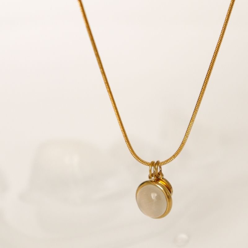 Colar Delicado Medalhas em Aço Inox (Linha Premium)